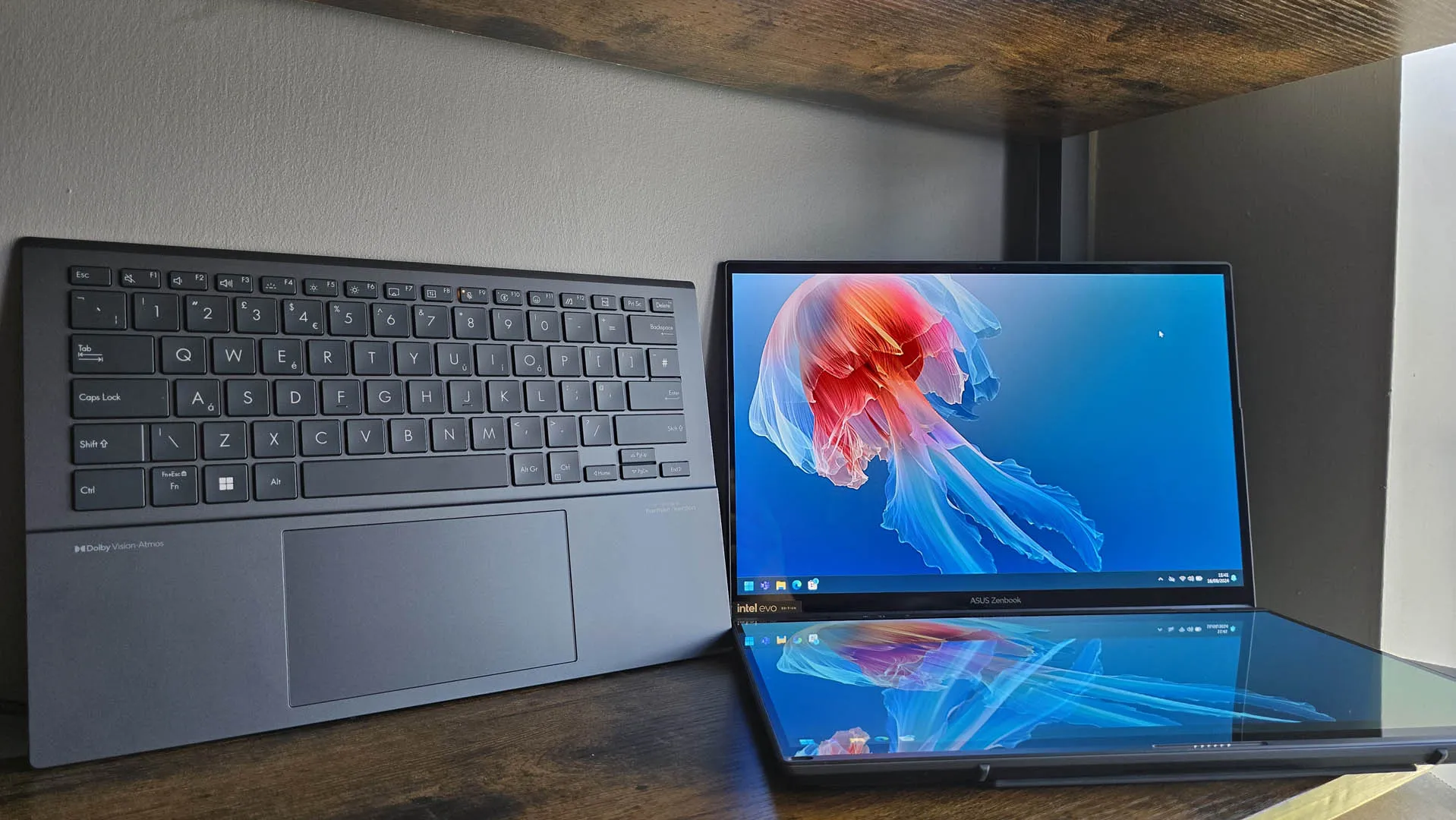 华硕Zenbook Duo(2024)评测:探索其多功能性和性能